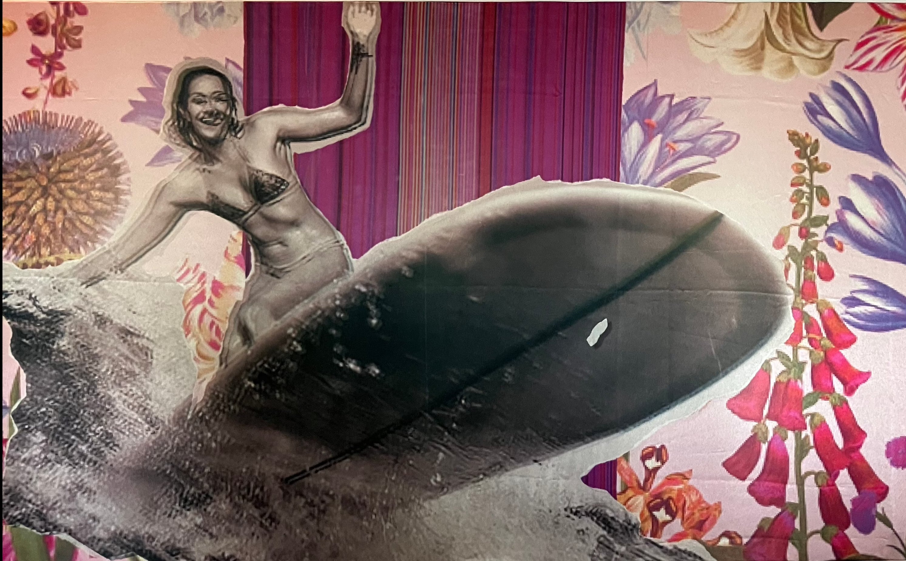SURF GIRL